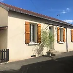 Charmante Petite Maison Proximite Vichy Centre